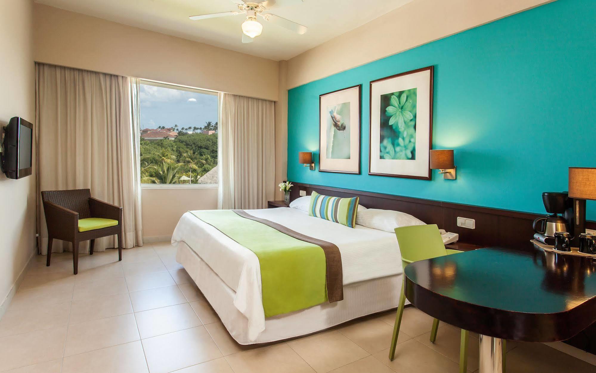 B&B Rooms 蓬塔卡纳 外观 照片