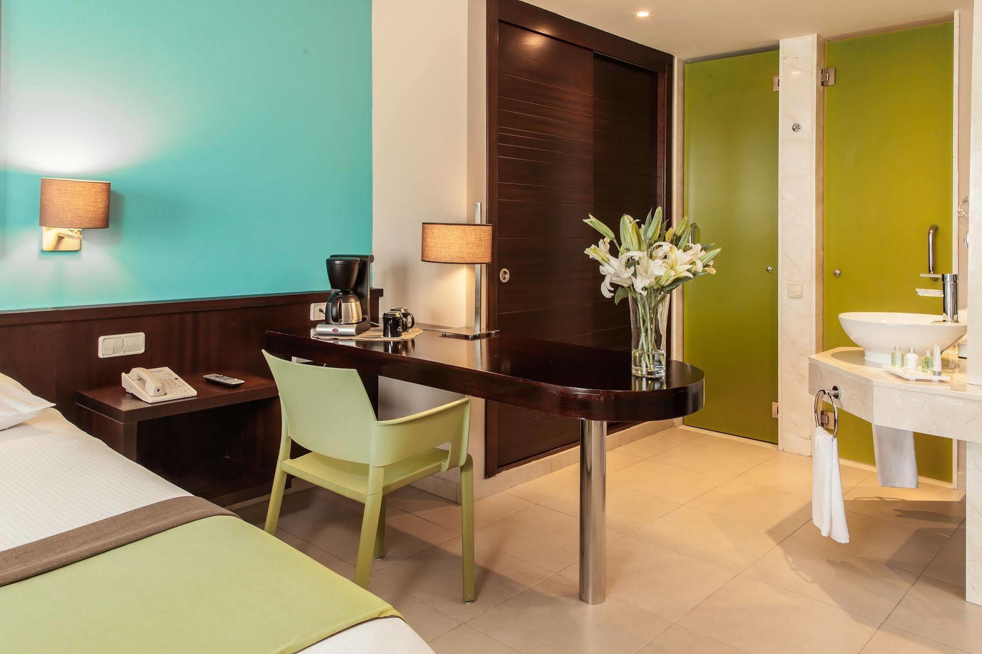 B&B Rooms 蓬塔卡纳 外观 照片